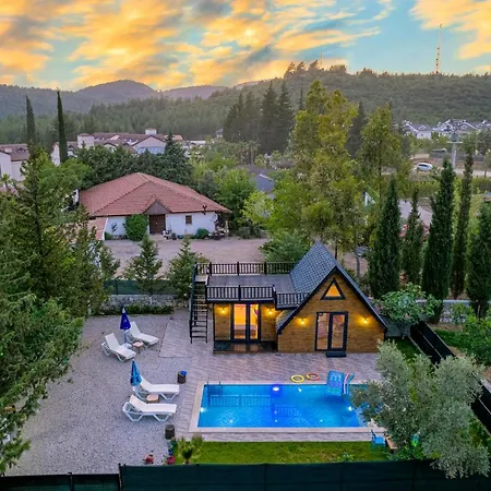 Chalet Tiny Smurf Fethiye